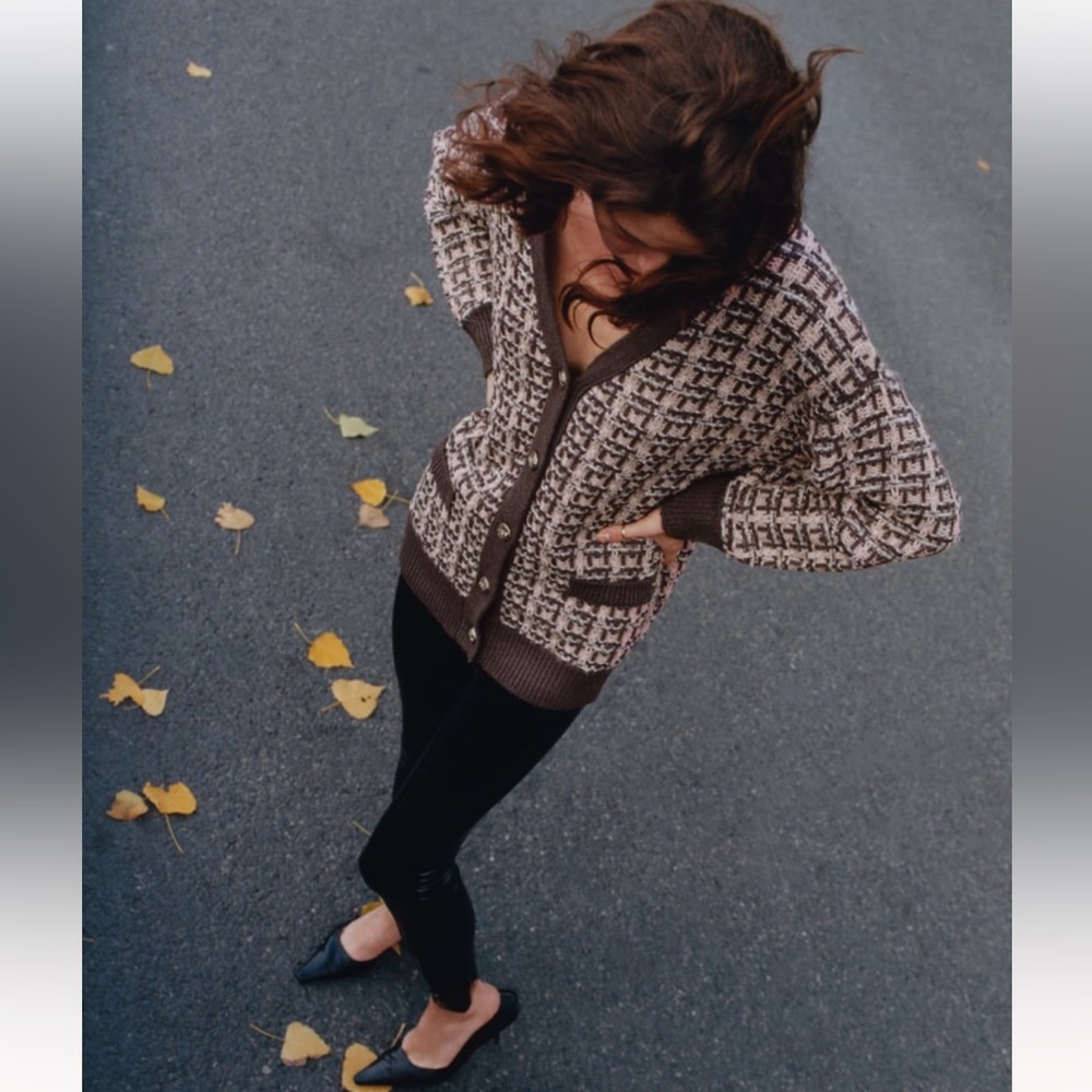 Women Zara V Neck Cardigan Size Small